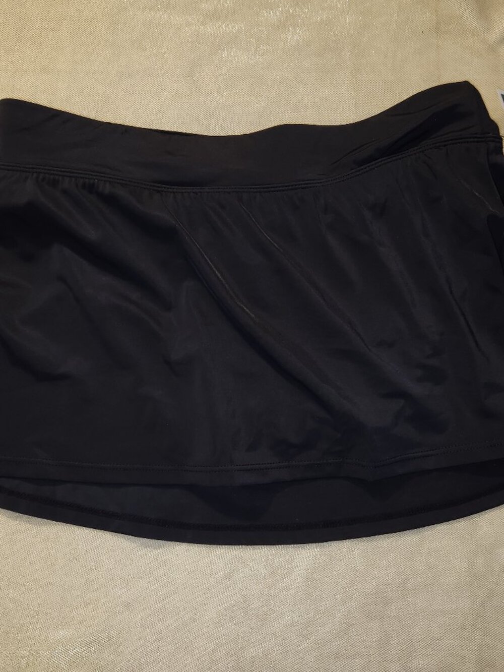 NEW Avia Women's Black Swim Skirt Size Small UPF Lycra Xtra Life NWT